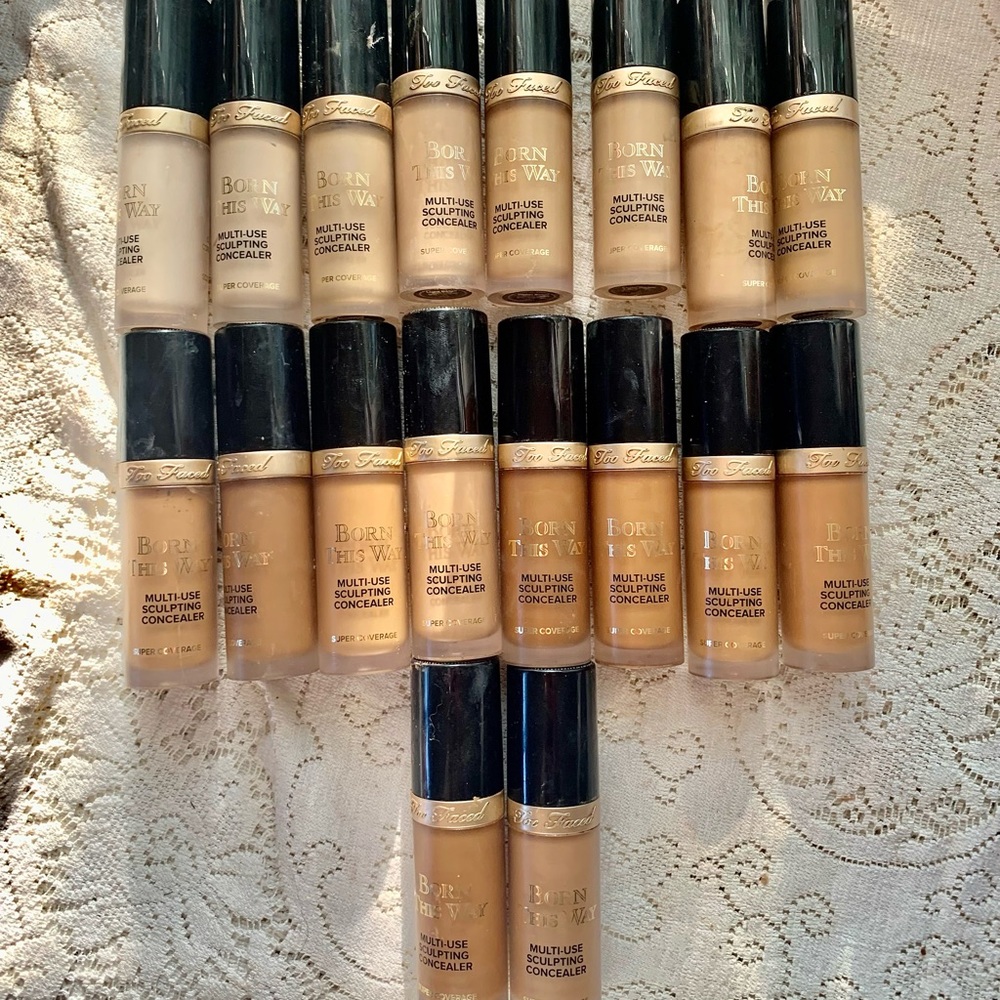 Too faced Born this way multi sculpting Concealer